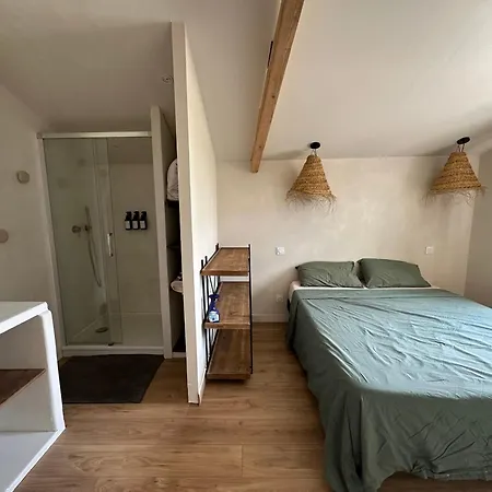 La Parenthese Holiday home